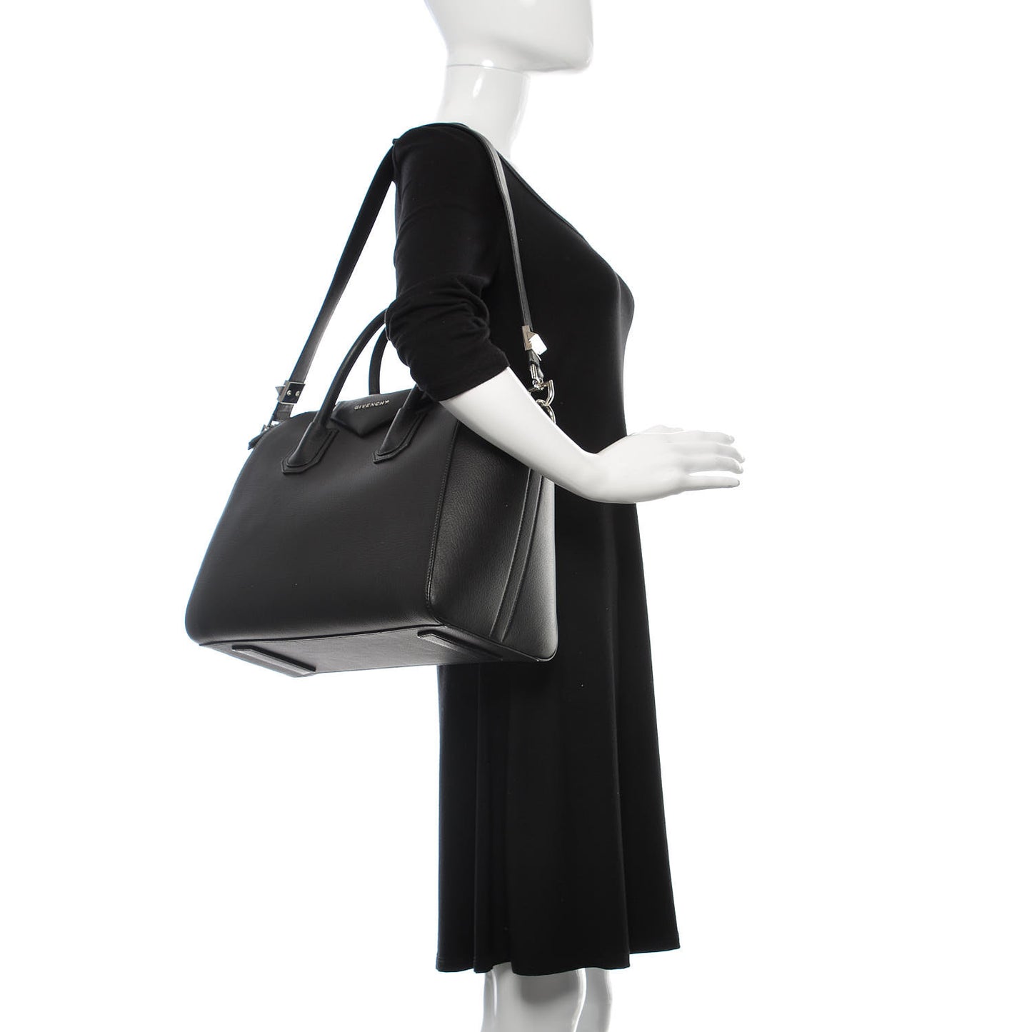 Sugar Goatskin Medium Antigona Black