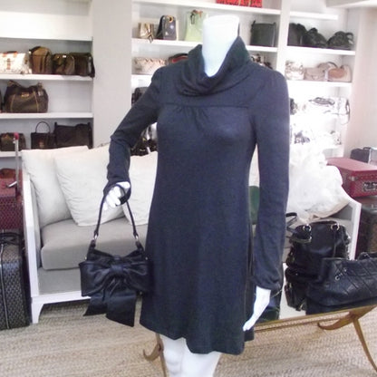 Saint Laurent Chevre Mini Bow Handbag Black 2 of 9