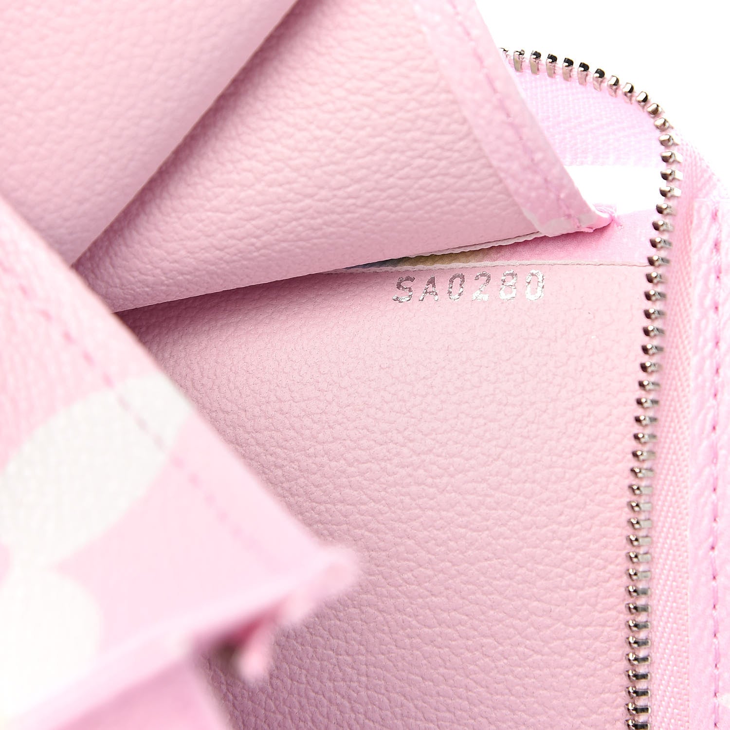 Louis Vuitton Monogram Escale Toiletry Pouch 26 Pastel 7 of 7