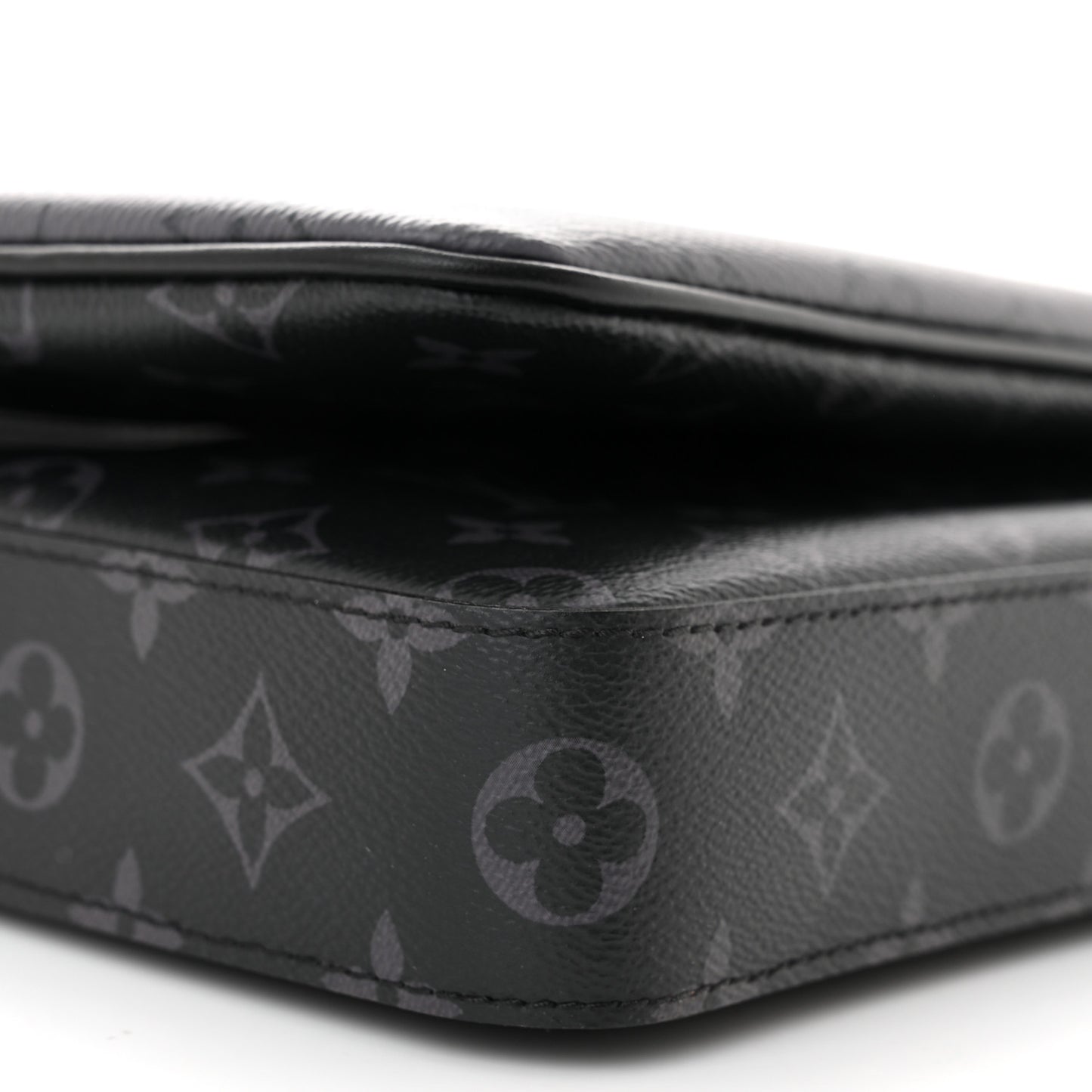 Reverse Monogram Eclipse Trio Messenger