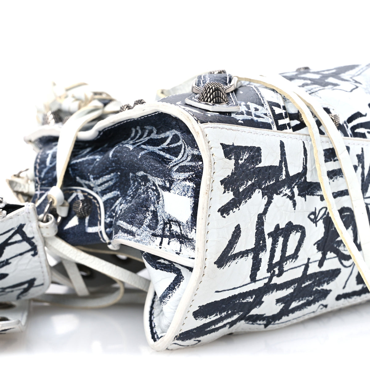 Agneau Arena Graffiti Neo Cagole Handbag XS White Black
