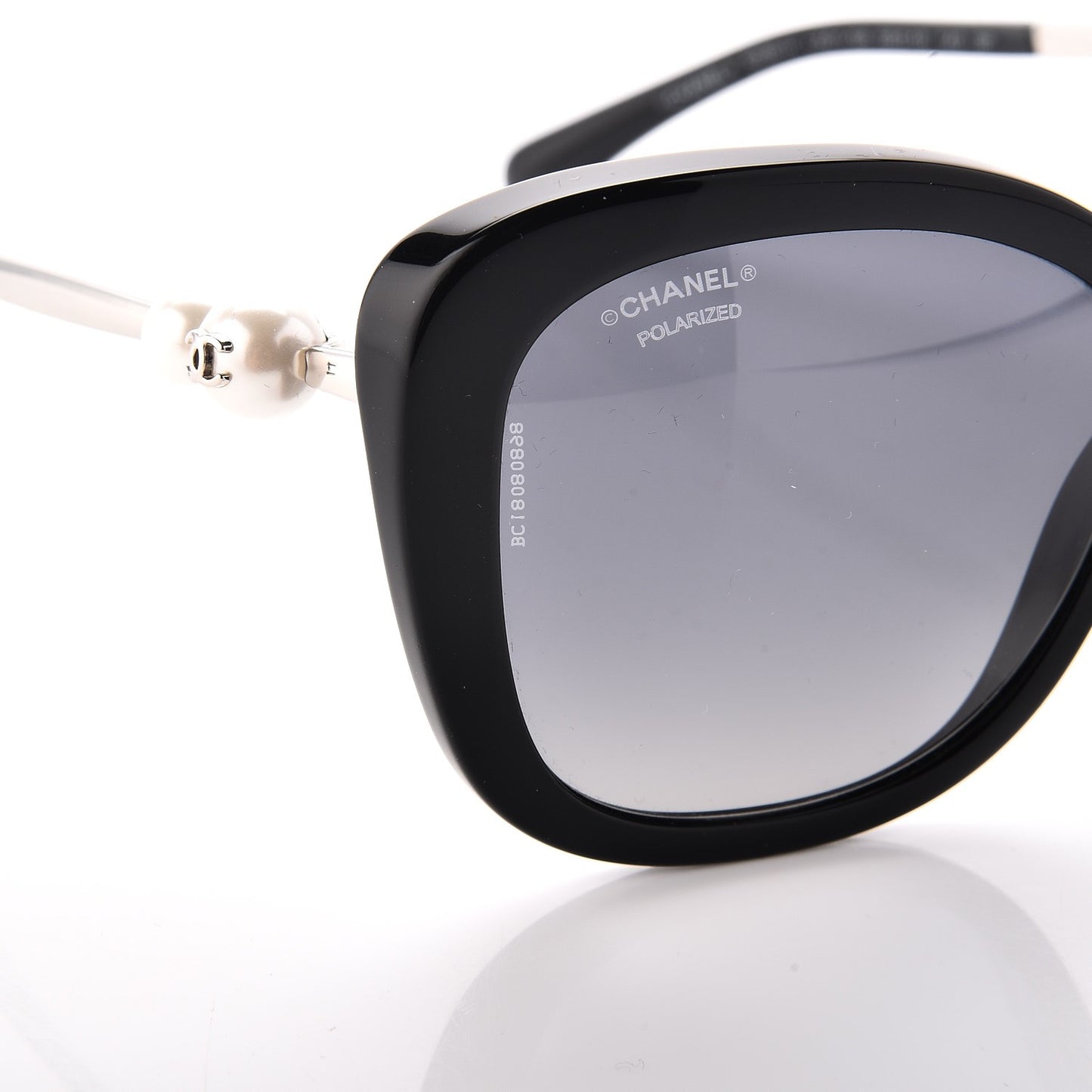 Square Winter Polarized Pearl Sunglasses 5339-H Black