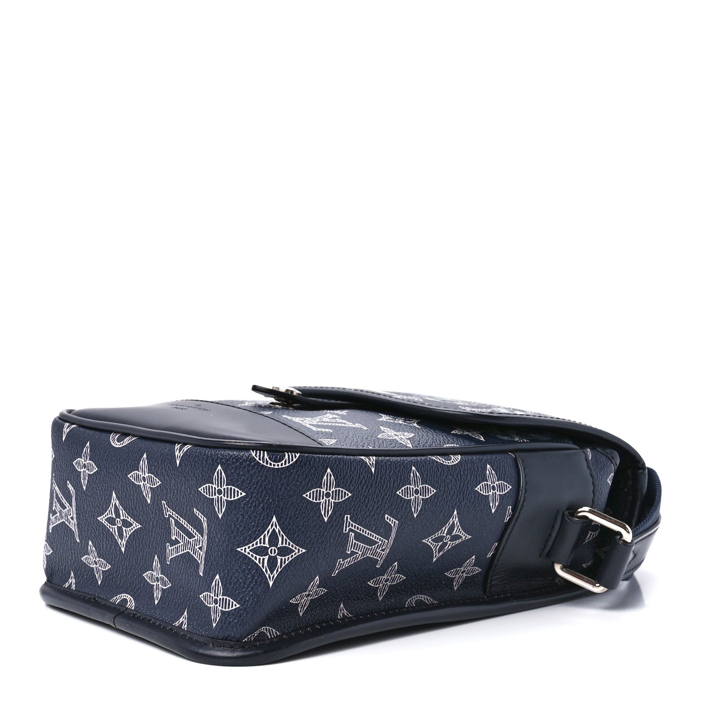 Savane Monogram Elephant Chapman Messenger BB Encre