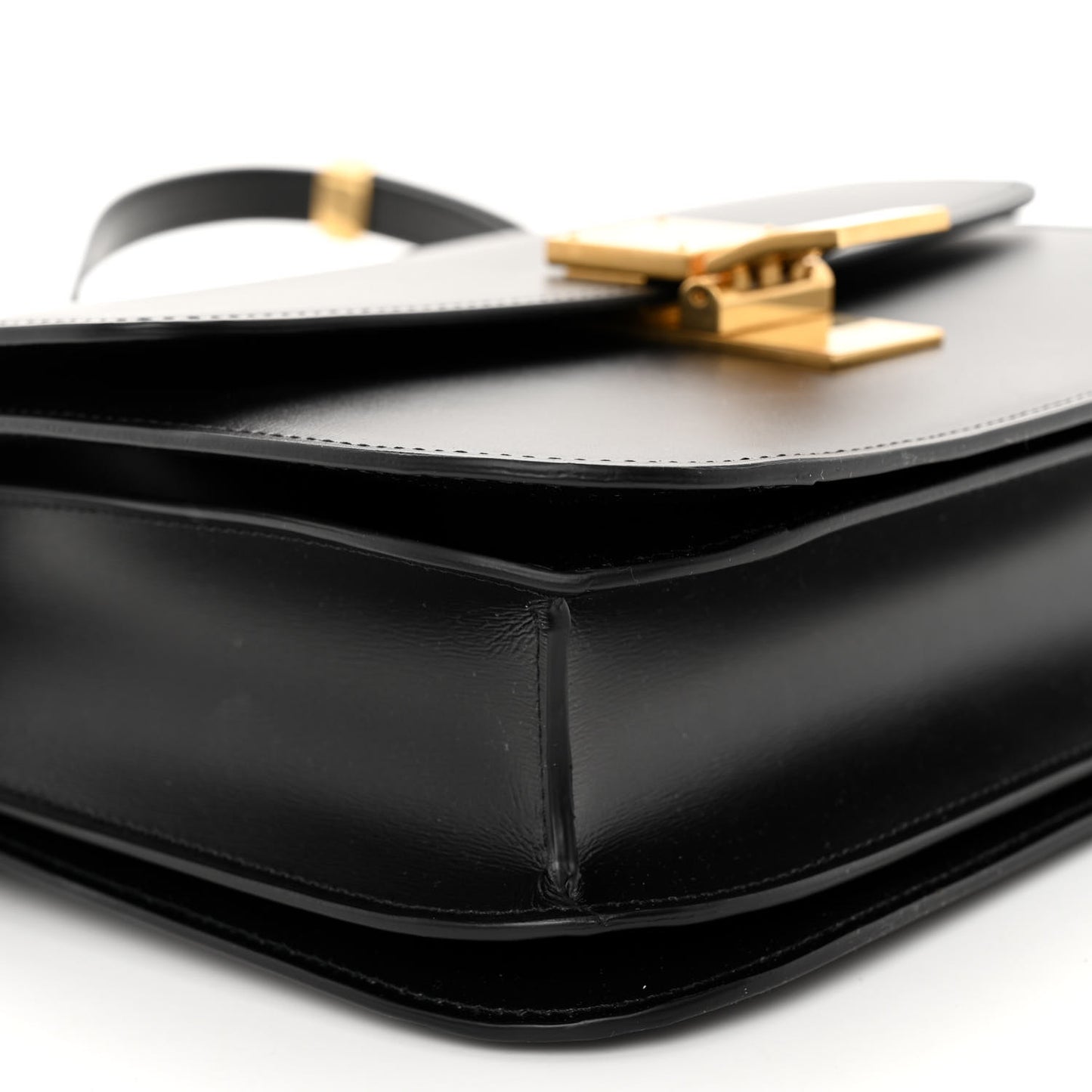 Box Calfskin Medium Classic Box Flap Bag Black