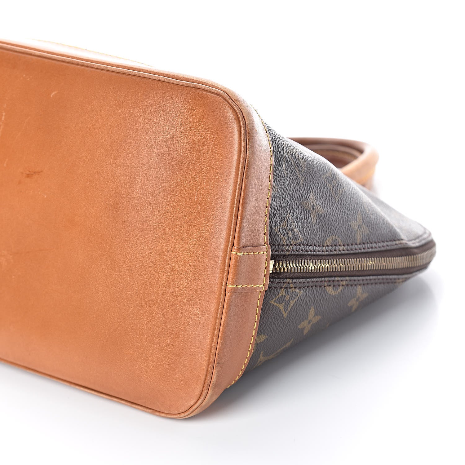 Louis Vuitton Monogram Alma PM 9 of 20