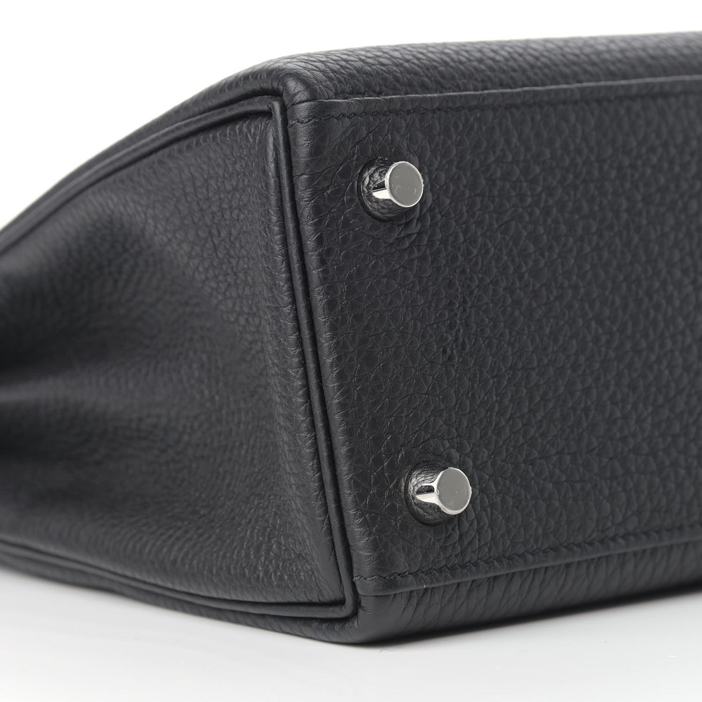 Togo Kelly Retourne 25 Black