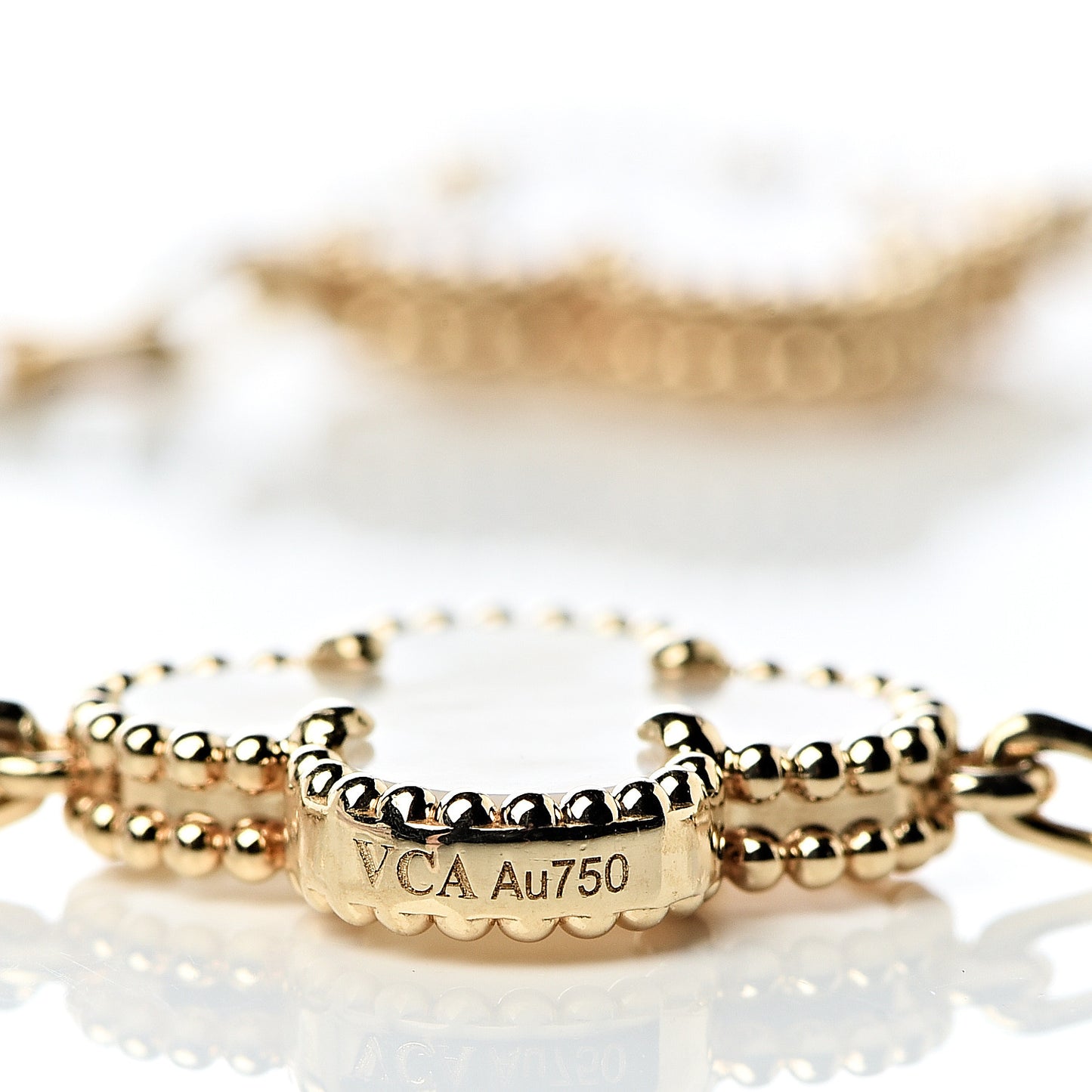 18K Yellow Gold Mother of Pearl 5 Motifs Vintage Alhambra Bracelet