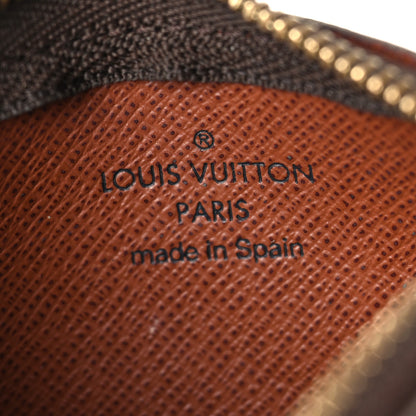 Louis Vuitton Monogram Key Pouch 6 of 7
