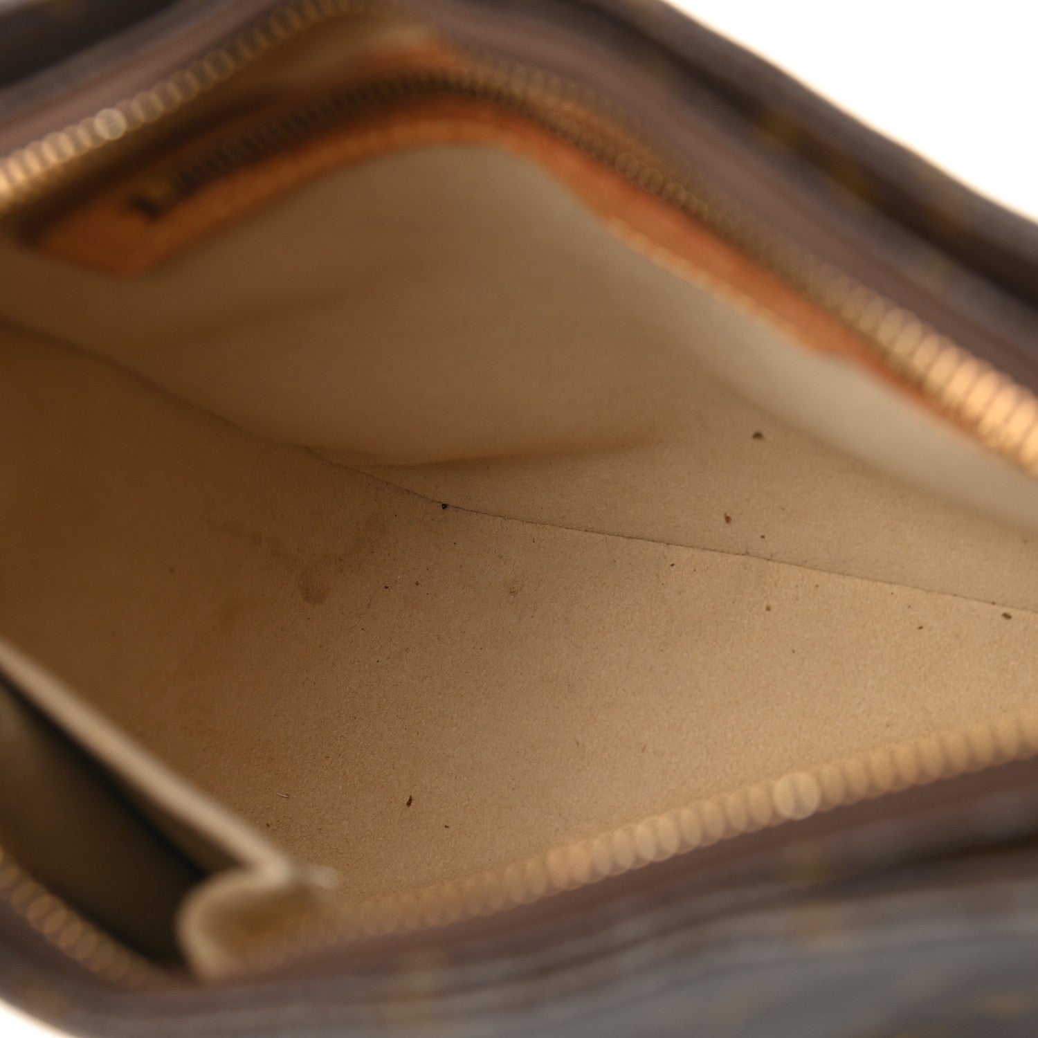 Louis Vuitton Monogram Looping MM 13 of 15