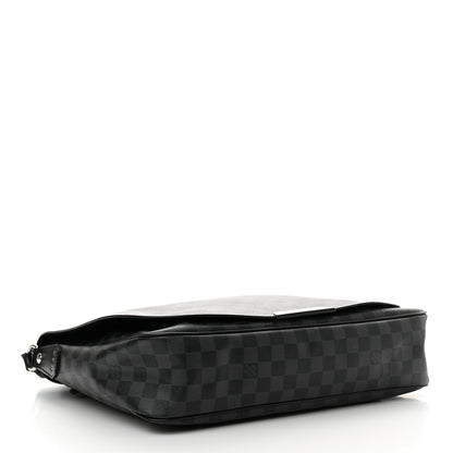 Louis Vuitton Damier Graphite Daniel GM 4 of 14