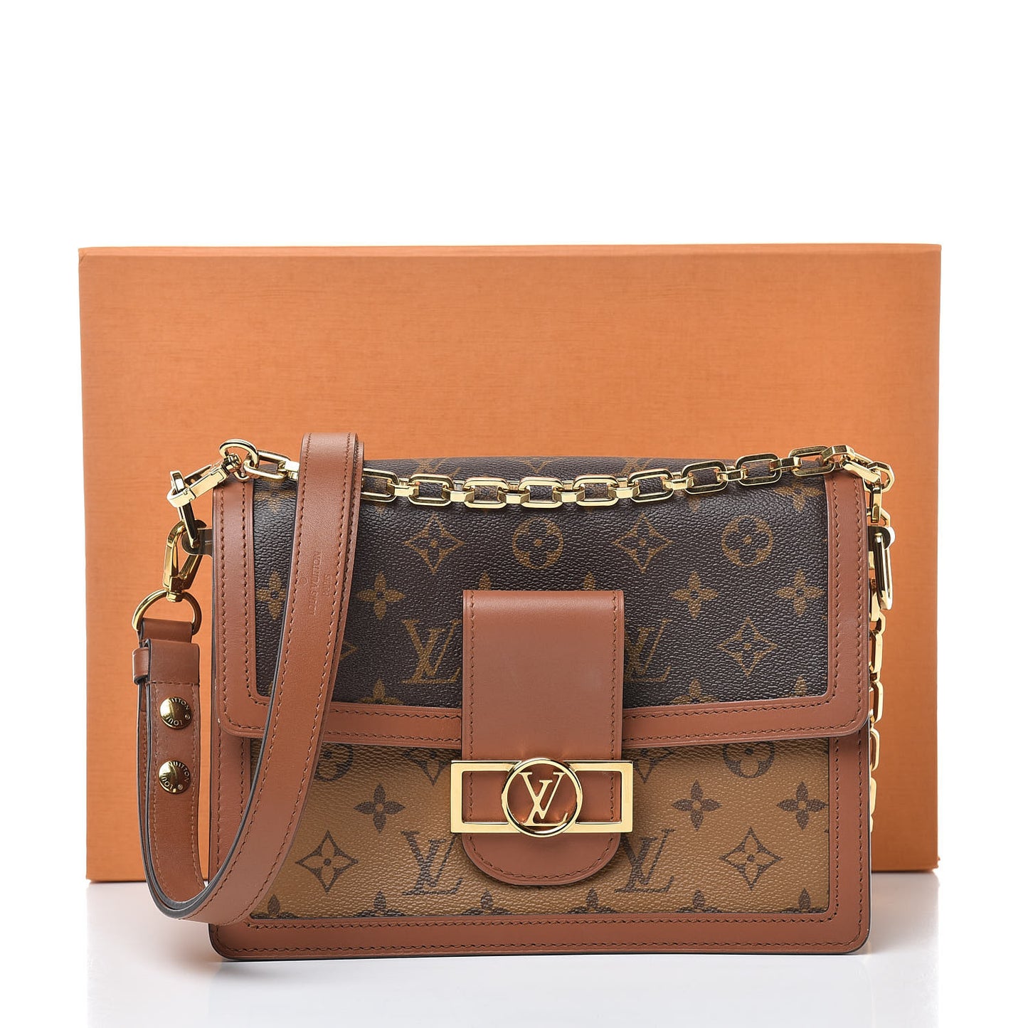 Reverse Monogram Dauphine MM