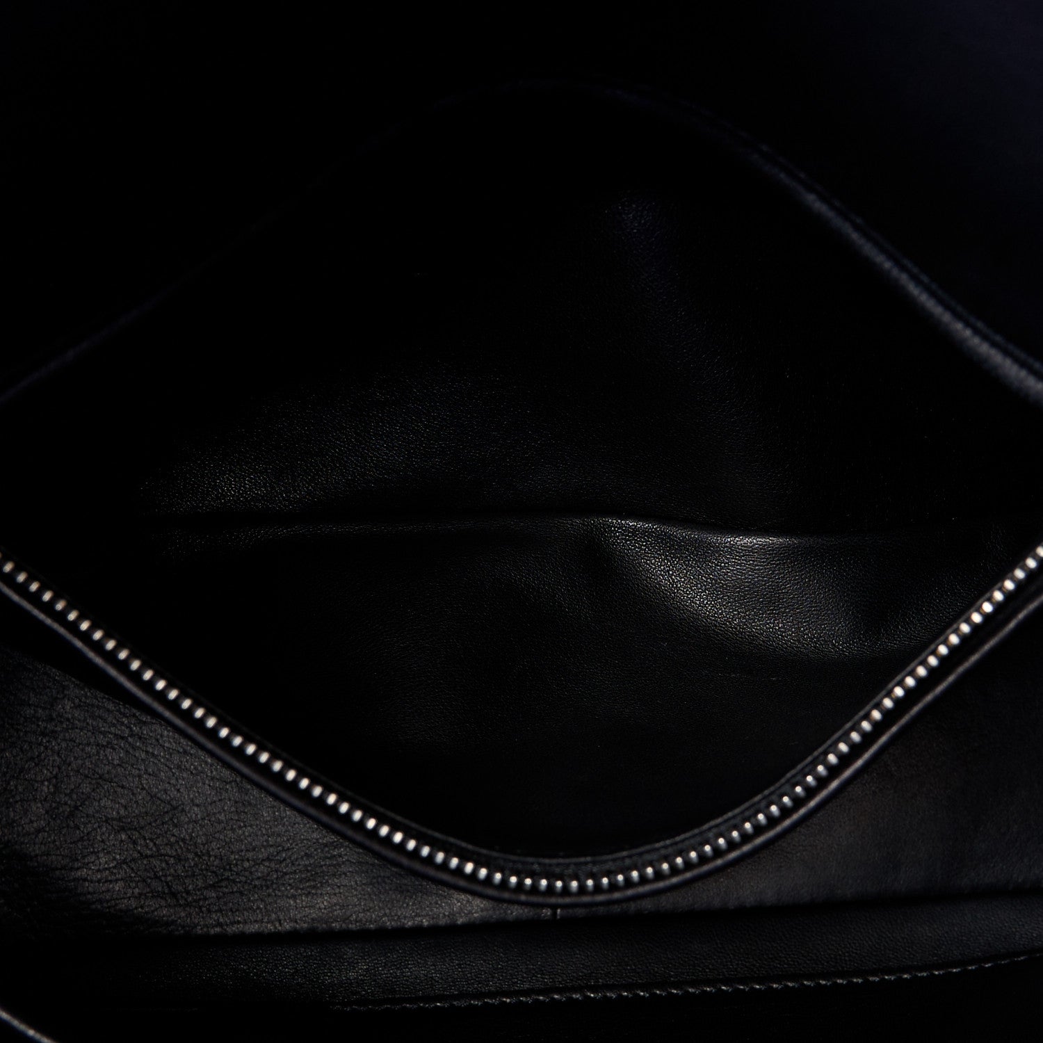 The Row Polished Saddle Calfskin E/W Top Handle Bag Black 6 of 11