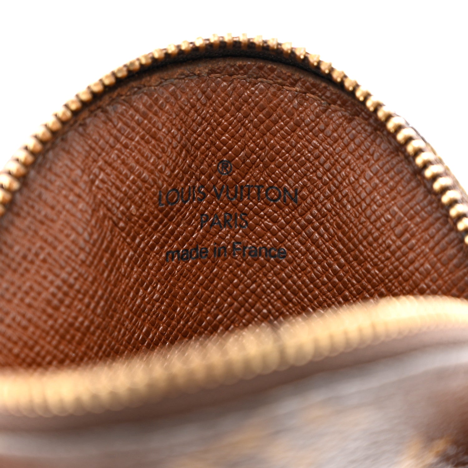 Louis Vuitton Monogram Round Coin Purse 6 of 6