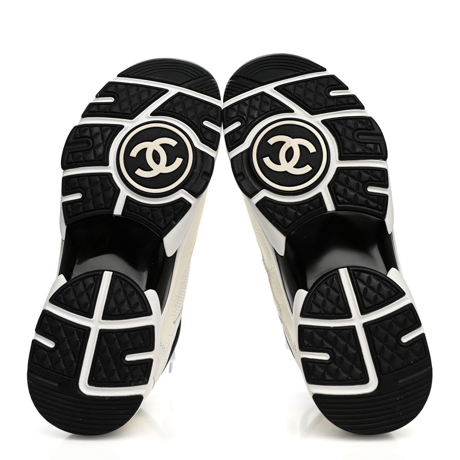 Chanel Mesh Suede Grained Calfskin Womens CC Sneakers 39 White Black 6 of 9