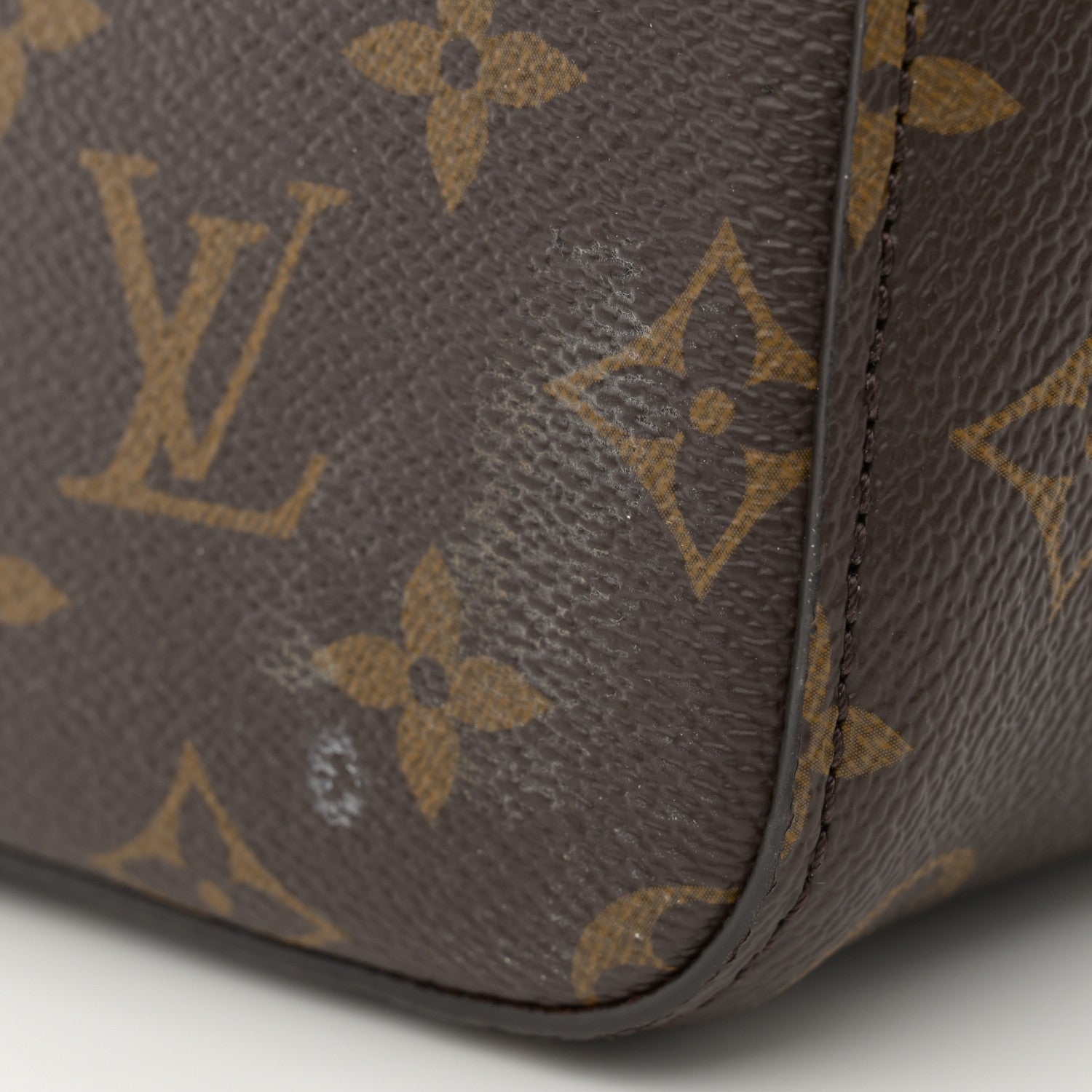 Louis Vuitton Monogram Neonoe MM Caramel 13 of 14