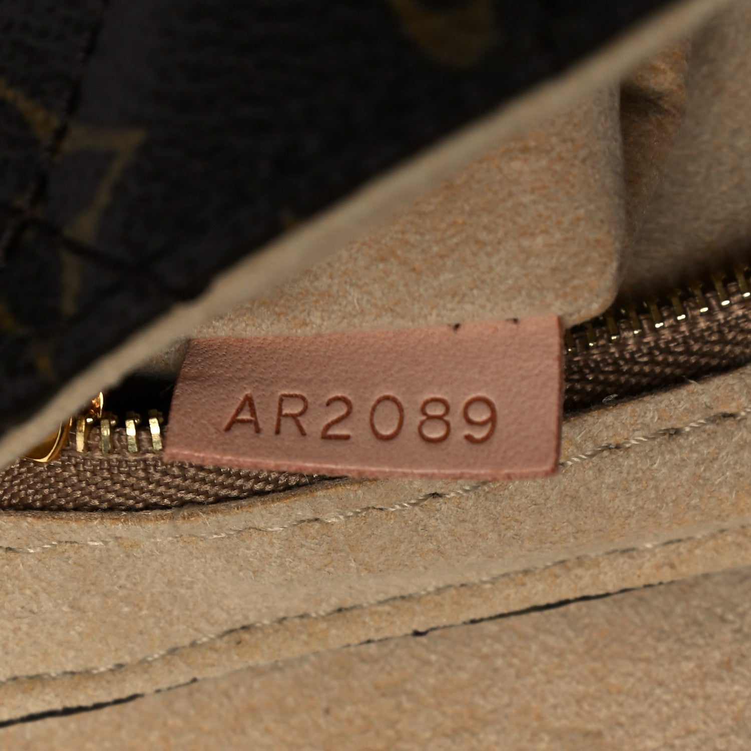 Louis Vuitton Monogram Etoile Clutch 8 of 10