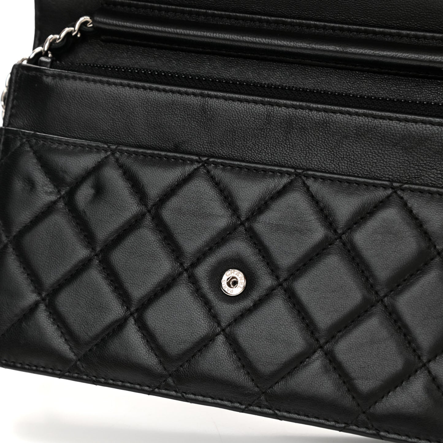 Lambskin Quilted Wallet On Chain WOC Black