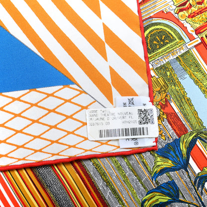 Hermes Silk Grande Theatre Nouveau Scarf 90 Jaune D’or Vert Fluo 7 of 7
