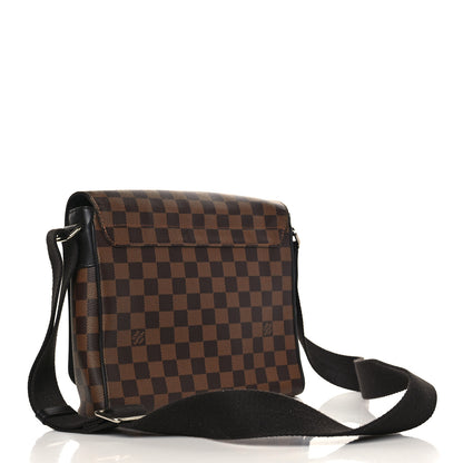 Louis Vuitton Damier Ebene District PM 3 of 8