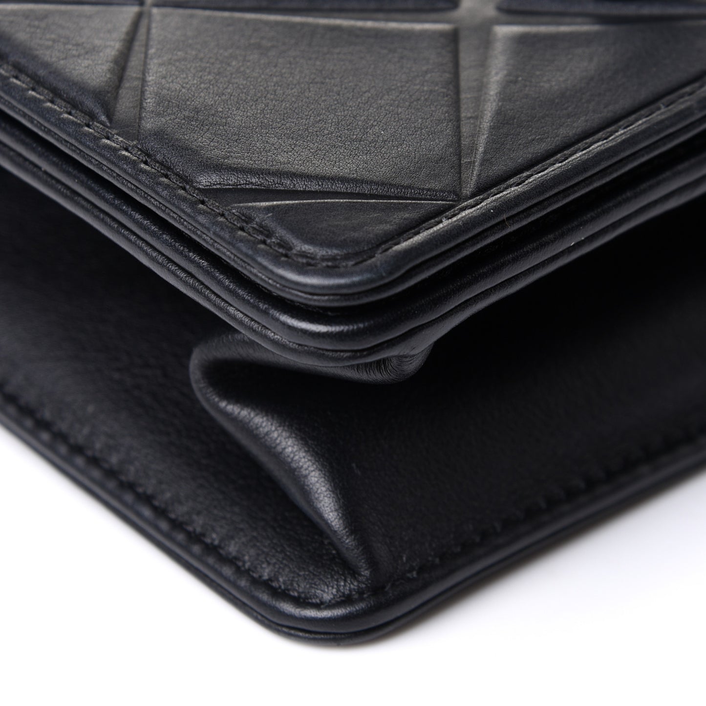Calfskin Mini Propeller Flap Black