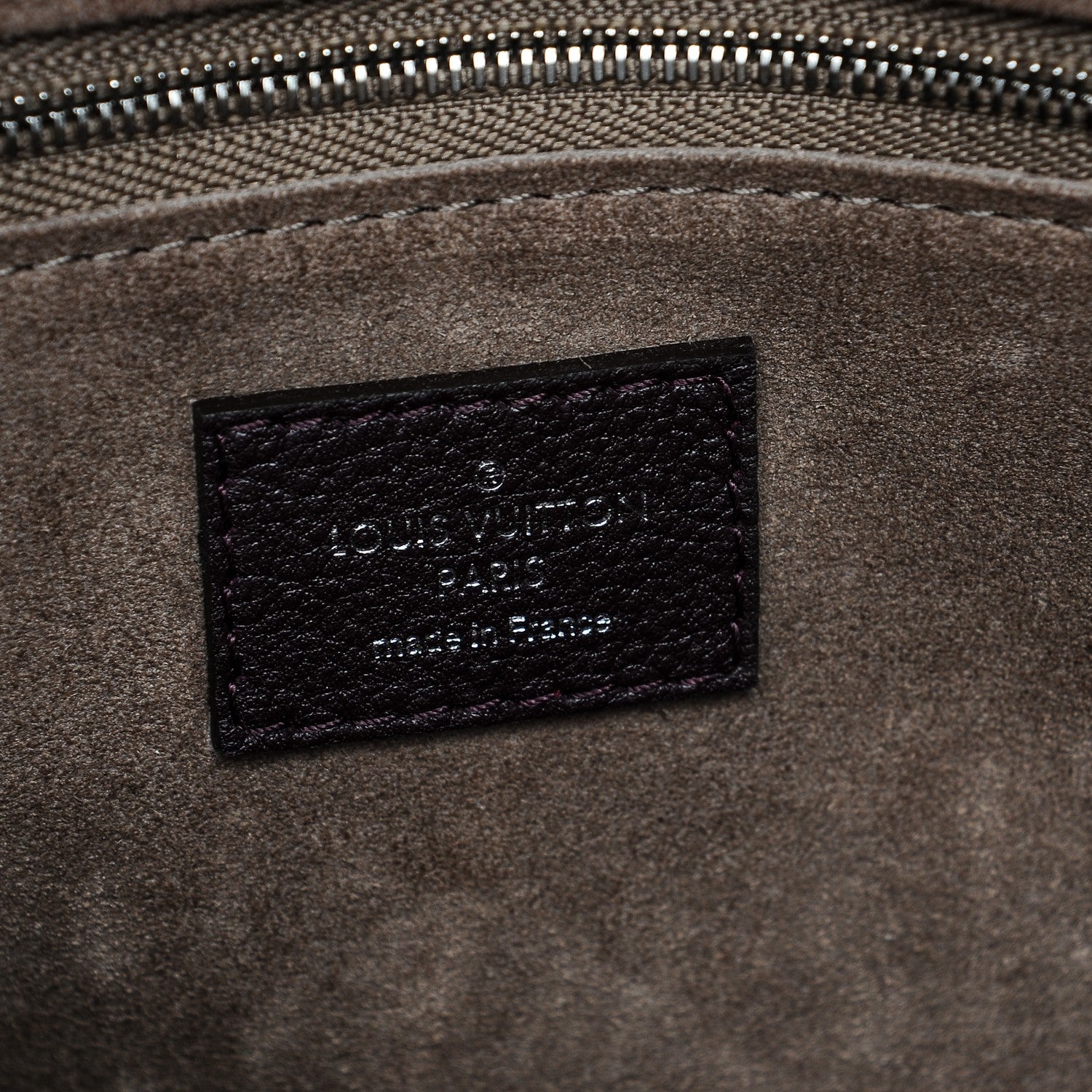 Louis Vuitton Veau Cachemire Soft Lockit MM Quetsche 6 of 7