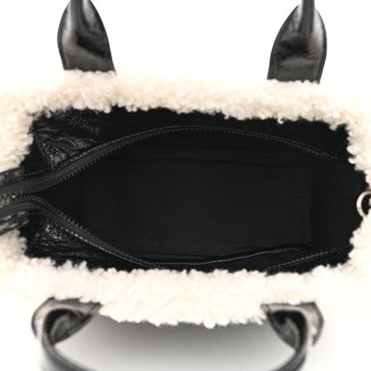 Marc Jacobs Shiny Calfskin Faux Shearling Mini The Traveler Tote Bag Black 5 of 11