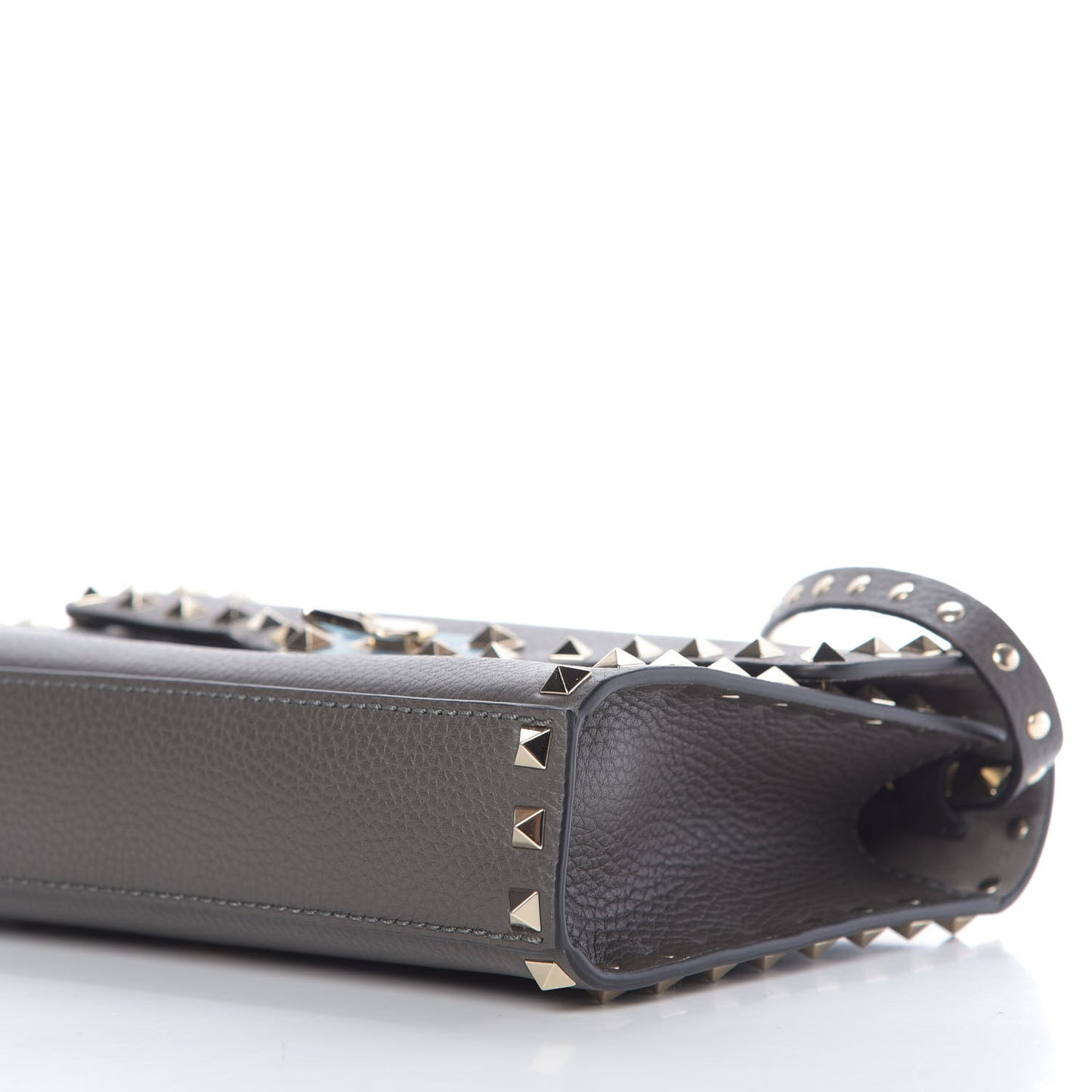 Pebbled Calfskin Medium Rockstud Flip Lock Crossbody Bag Graphite