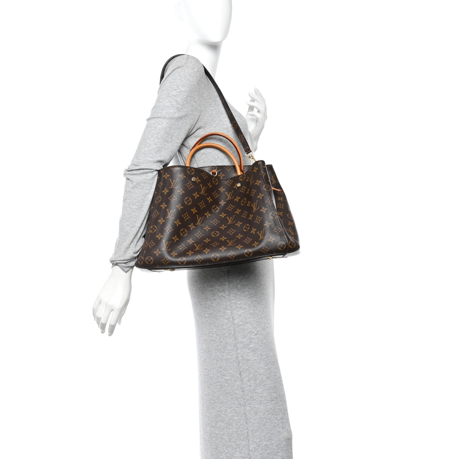 Louis Vuitton Monogram Montaigne GM 2 of 9