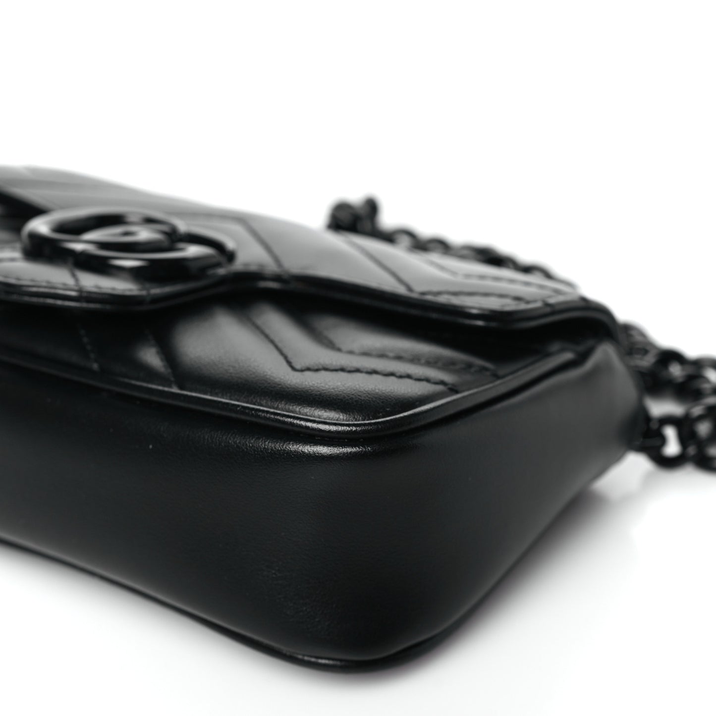 Calfskin Matelasse Monochrome GG Marmont Chain Belt Bag Black