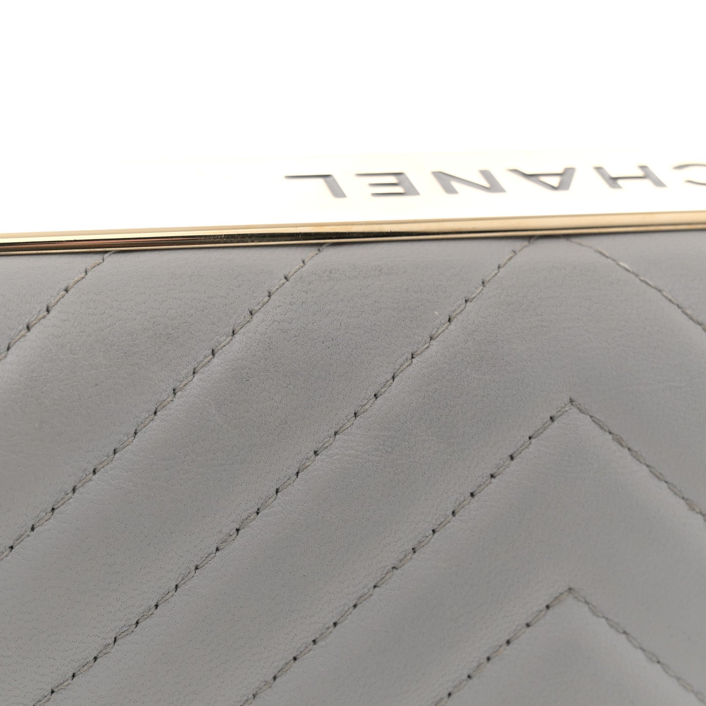 Lambskin Chevron Quilted Trendy CC Wallet On Chain WOC Grey