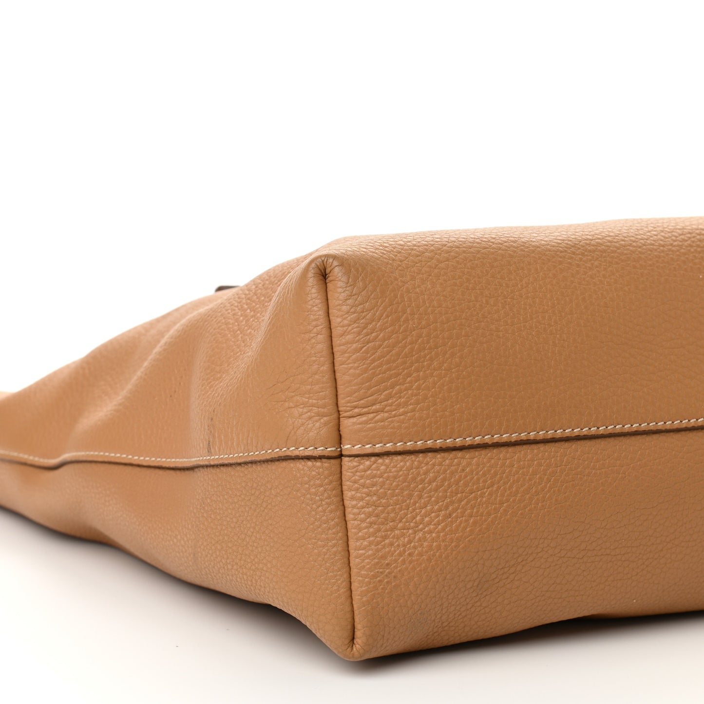 Vitello Daino Shopping Tote Sughero