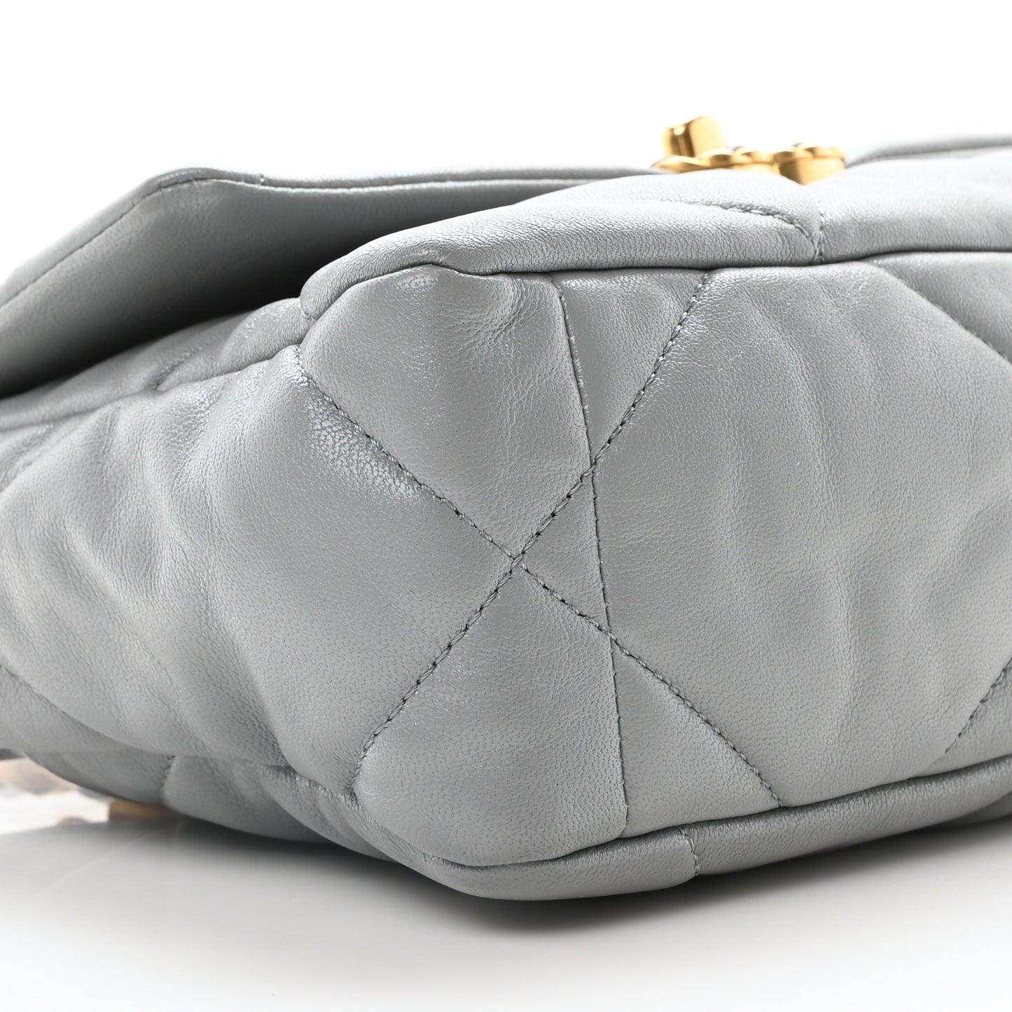 Lambskin Quilted Medium Chanel 19 Flap Grey