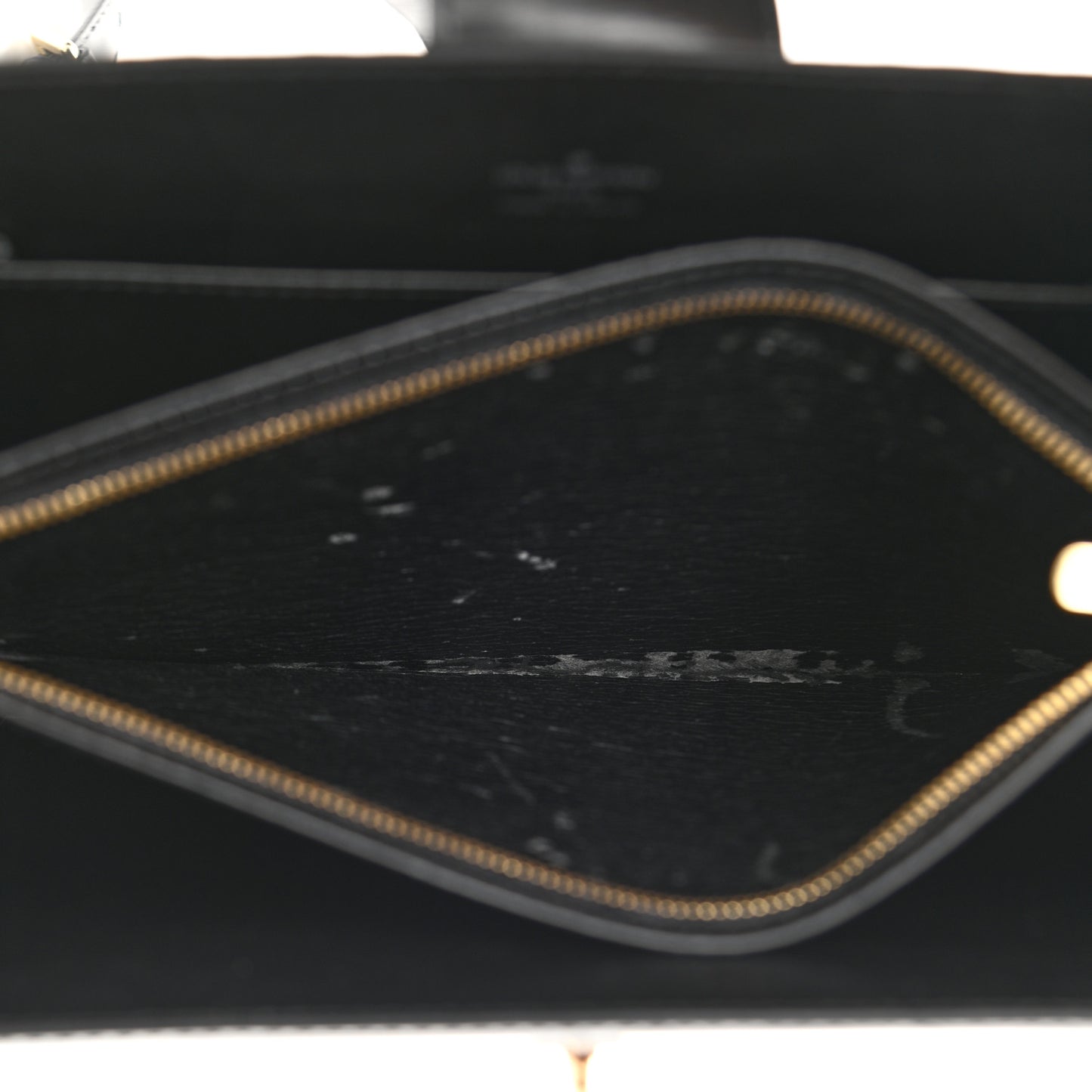 Epi Capucines Black