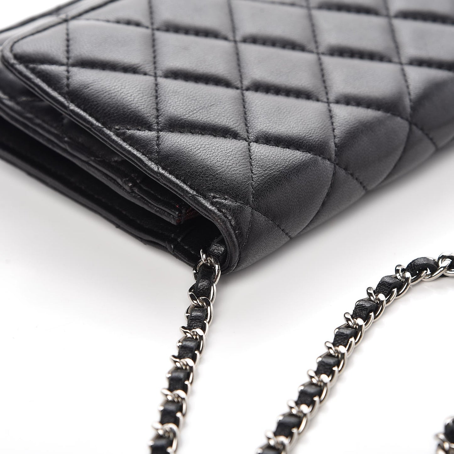Lambskin Quilted Wallet On Chain WOC Black