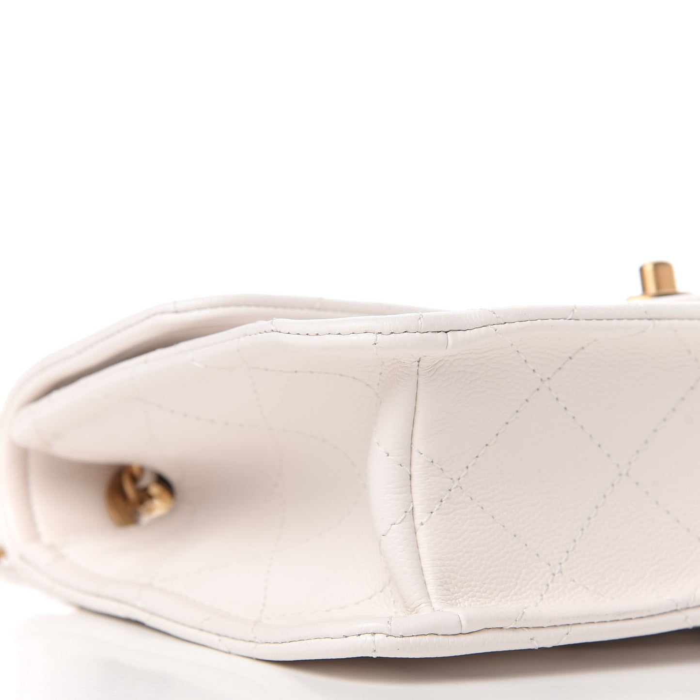 Caviar Quilted Medium Sweet Classic Flap White