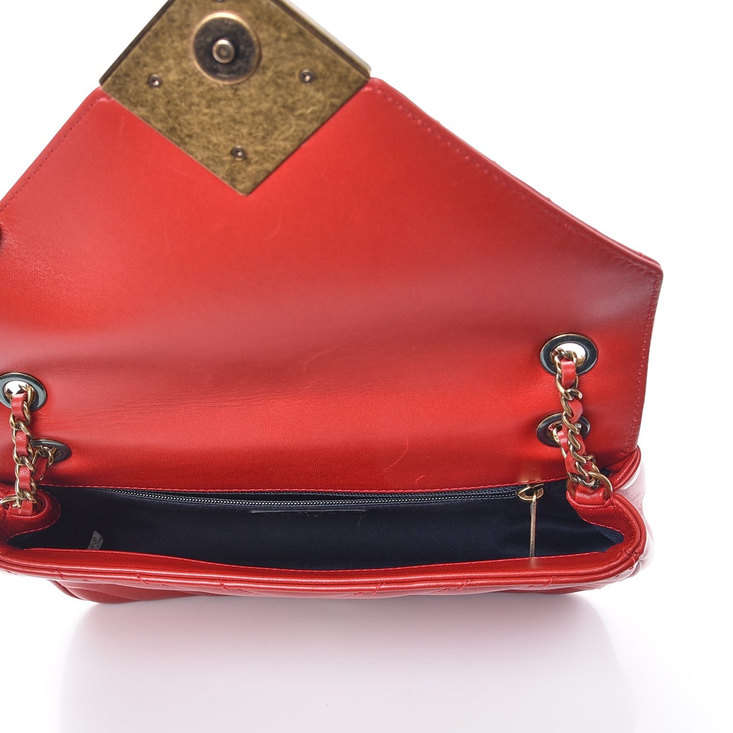 Lambskin Chevron Quilted Small Pyramid CC Flap Red