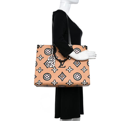 Louis Vuitton LOUIS VUITTON Monogram Giant Wild At Heart Onthego GM Arizona 2 of 9