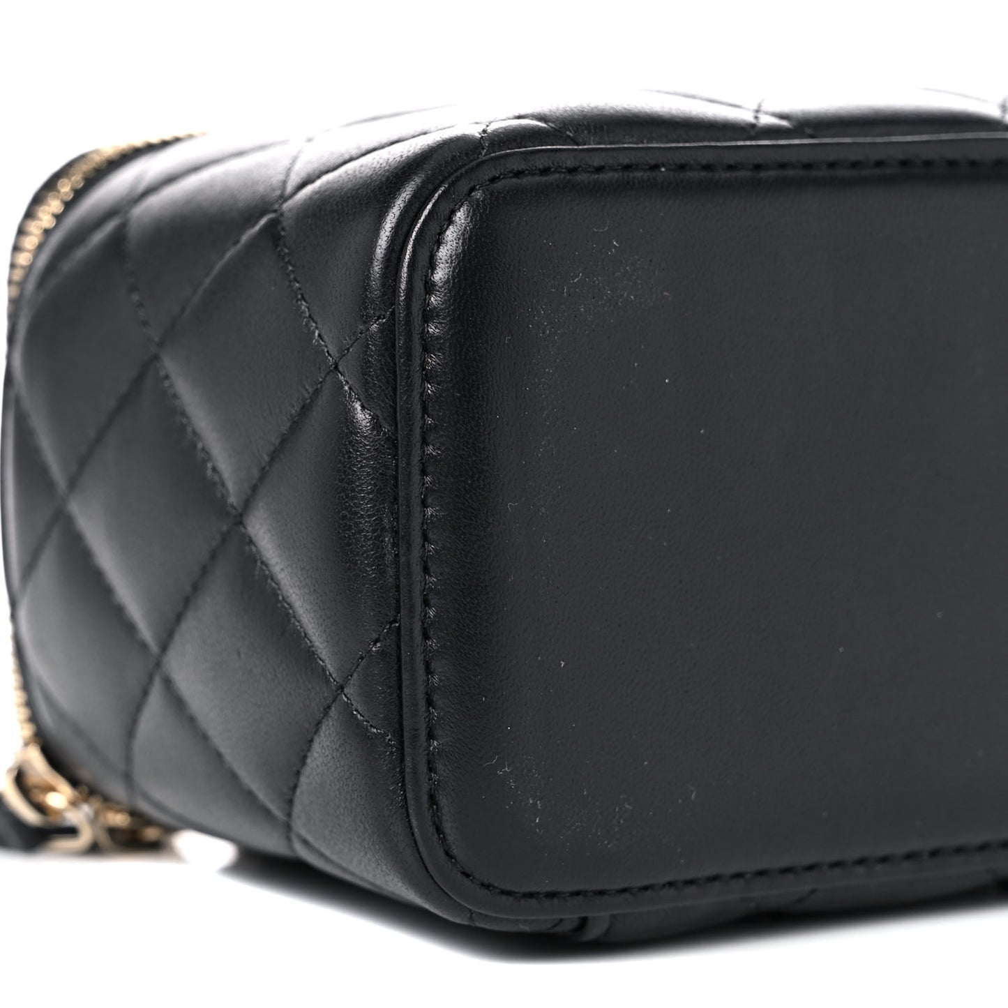 Lambskin Quilted Small Vanity Case With Chain Black