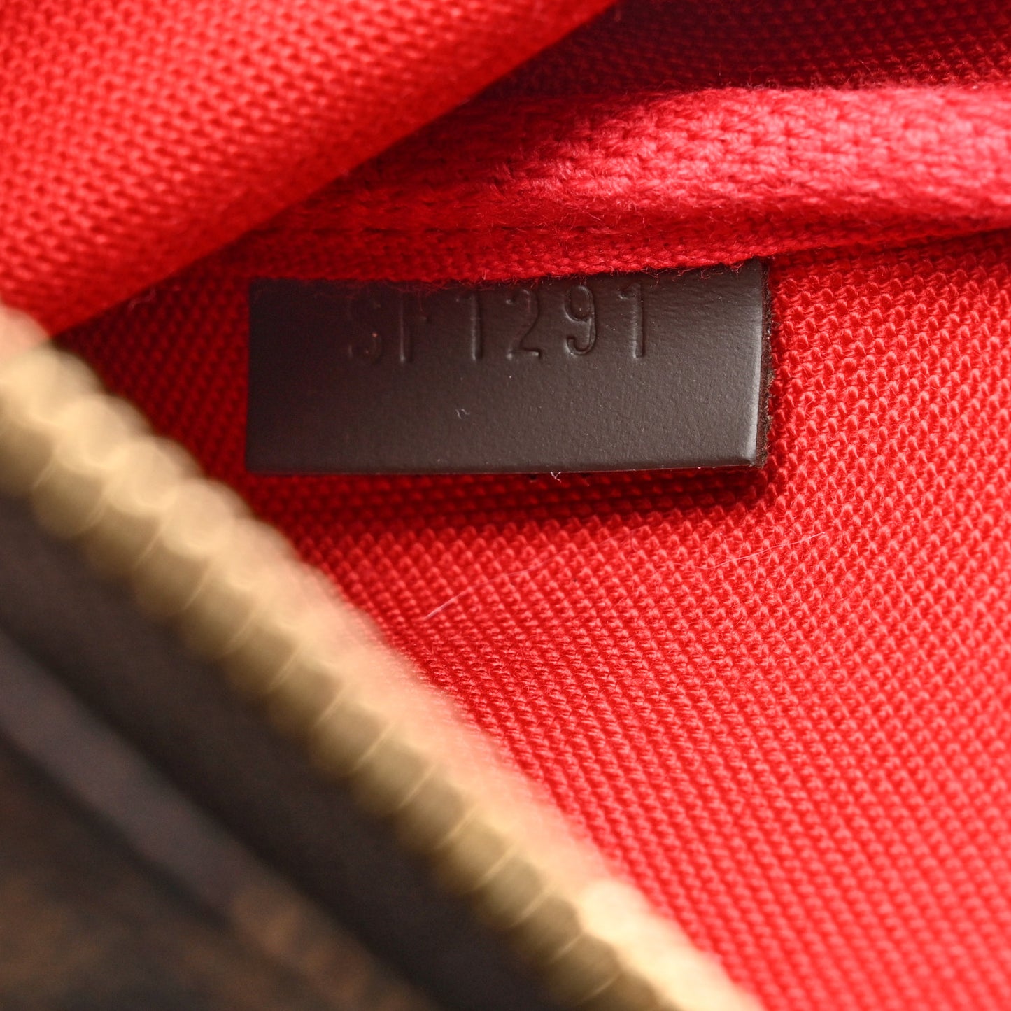 Damier Ebene Mini Pochette Accessories