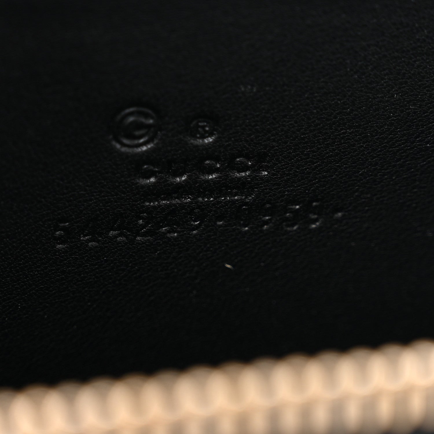 Gucci Microguccissima Zip Around Card Case Black 6 of 7