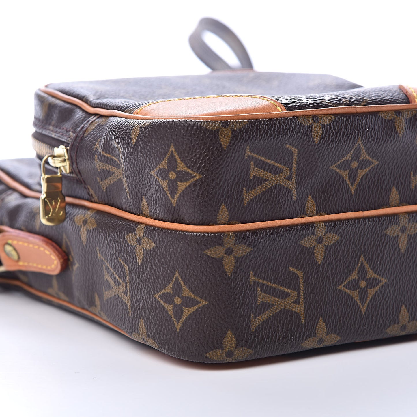 Monogram Amazone
