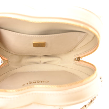 Chanel Metallic Lambskin Quilted CC In Love Heart Bag Gold 5 of 11