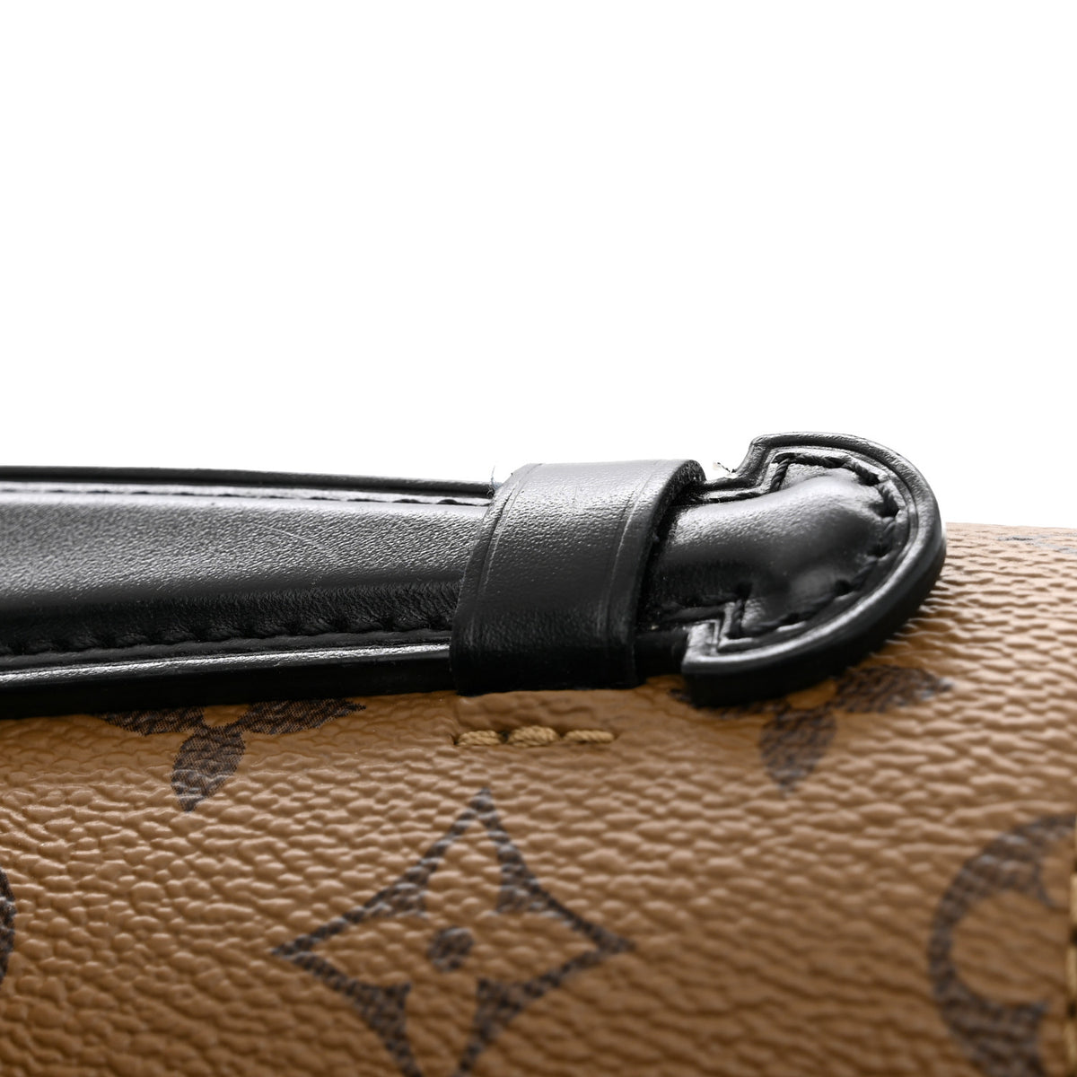 Reverse Monogram Pochette Metis