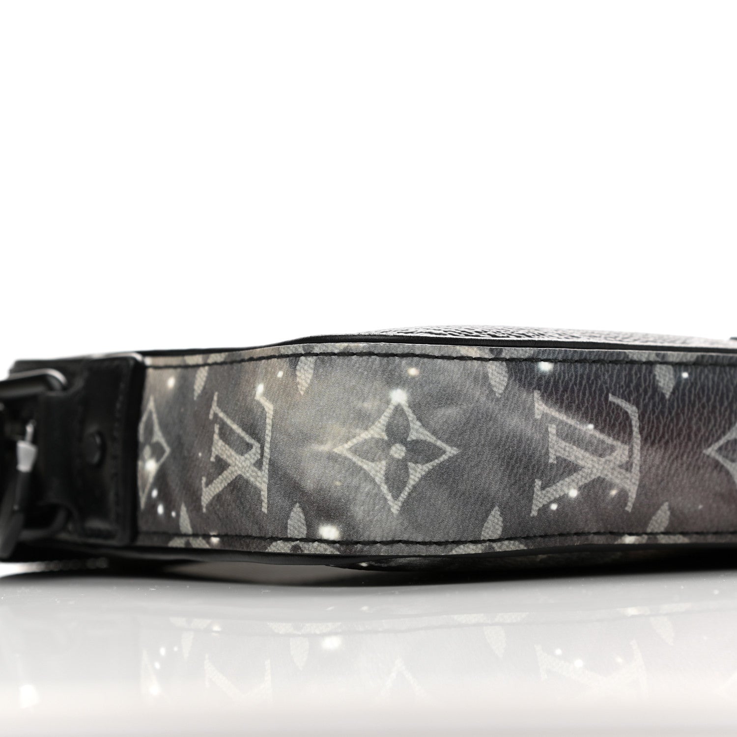 Louis Vuitton Monogram Galaxy Alpha Messenger 8 of 9