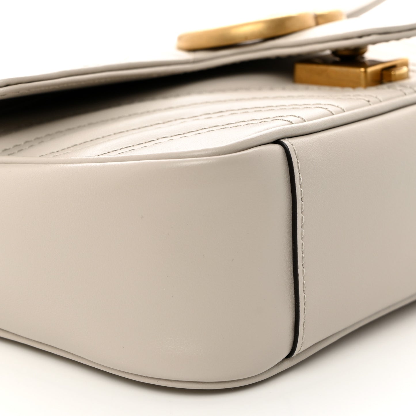 Calfskin Matelasse Mini GG Marmont Shoulder Bag Light Grey