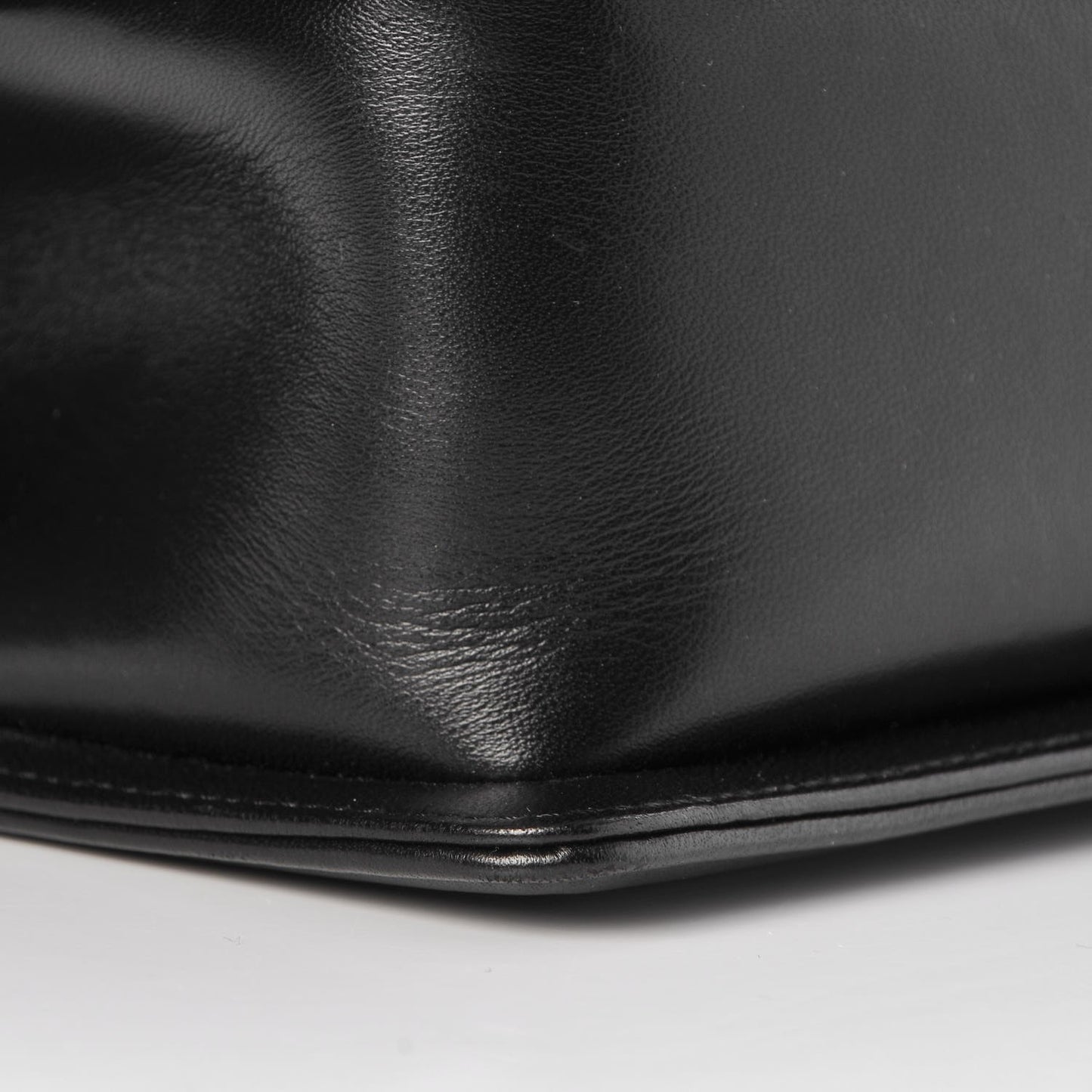 Lambskin Quilted Medium Boy Flap Black