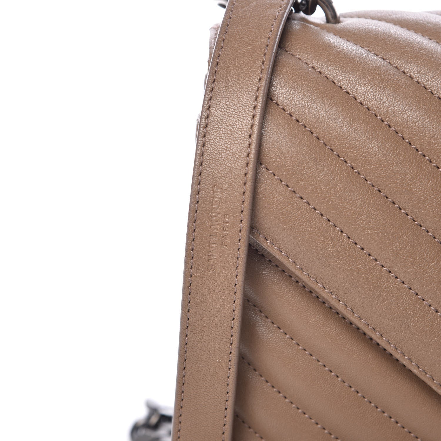 Saint Laurent Sheepskin Matelasse Chevron Monogram Medium College Bag Fard 9 of 12