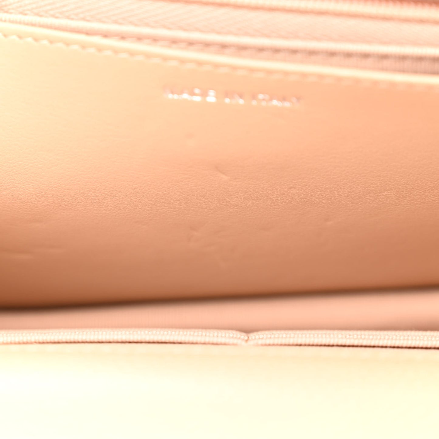 Caviar Quilted Wallet On Chain WOC Beige