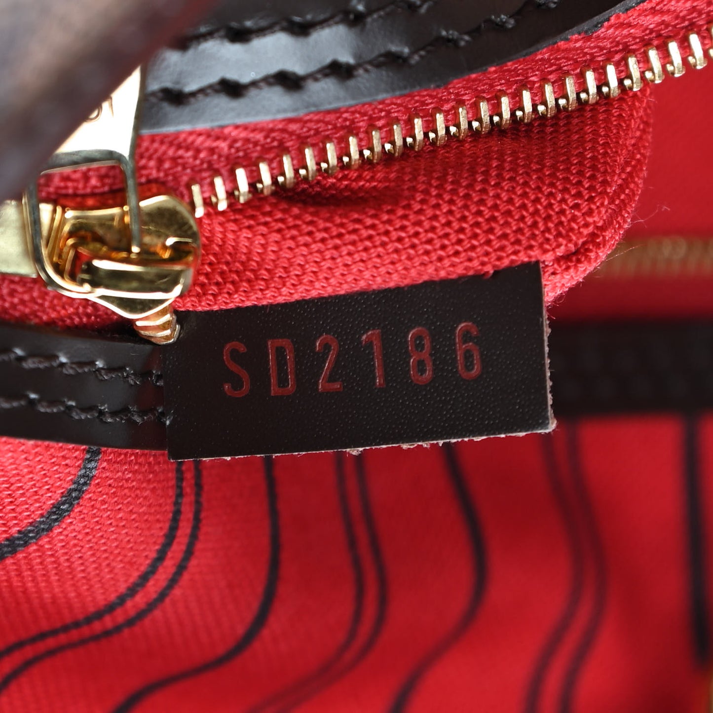 Damier Ebene Delightful PM