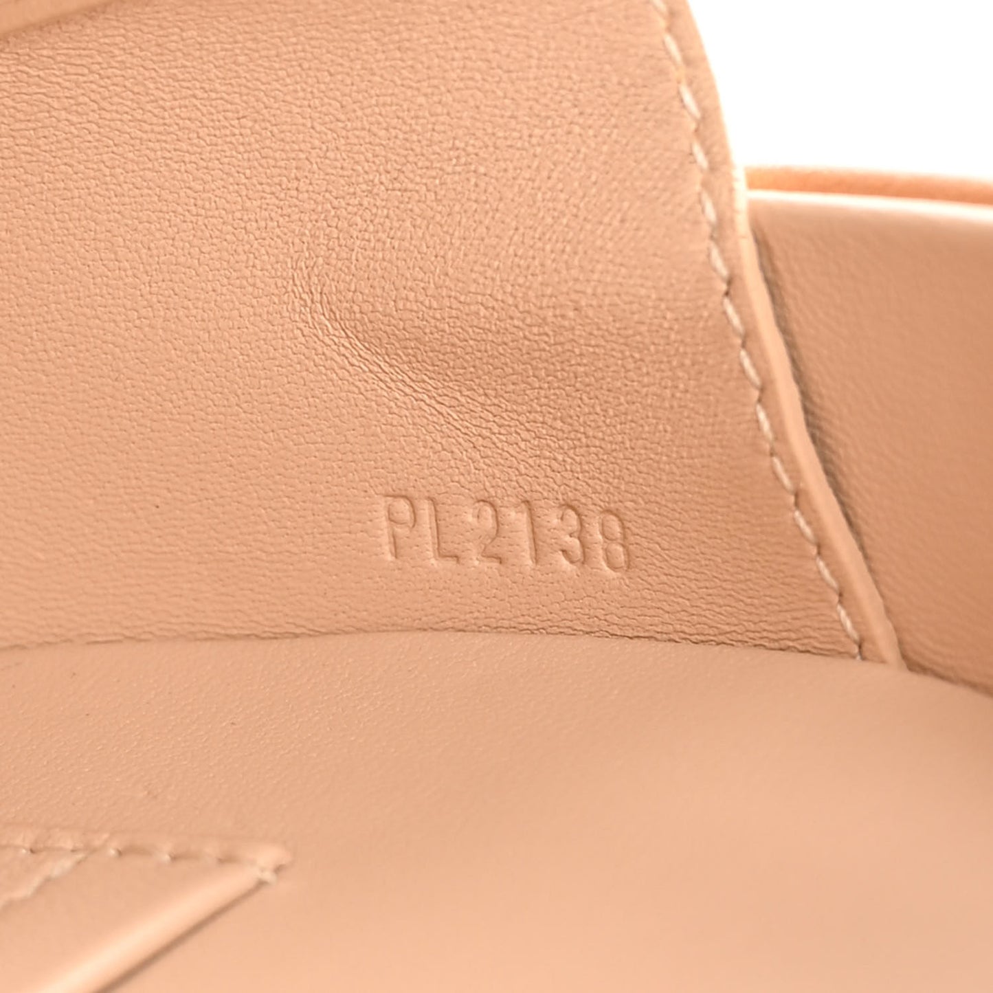 Monogram Petite Boite Chapeau
